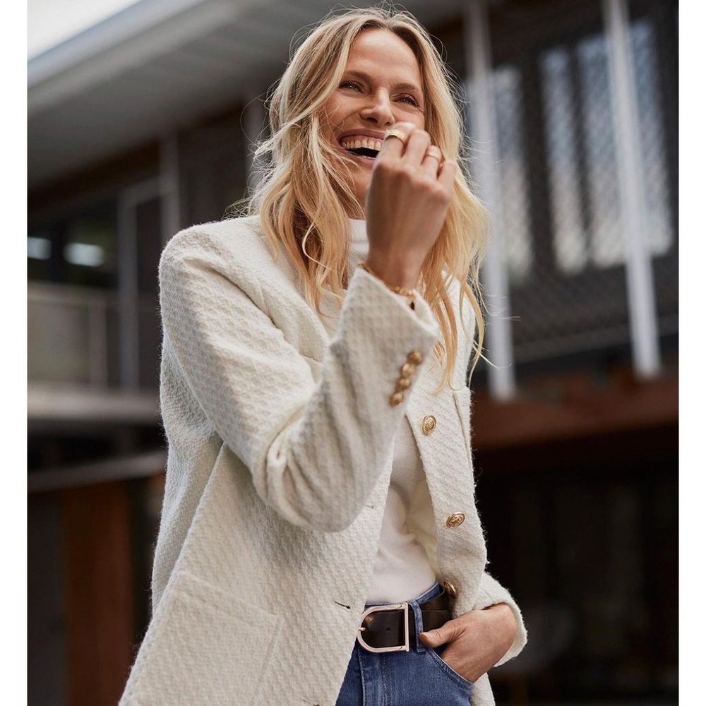 Simons Crest button tweed blazer